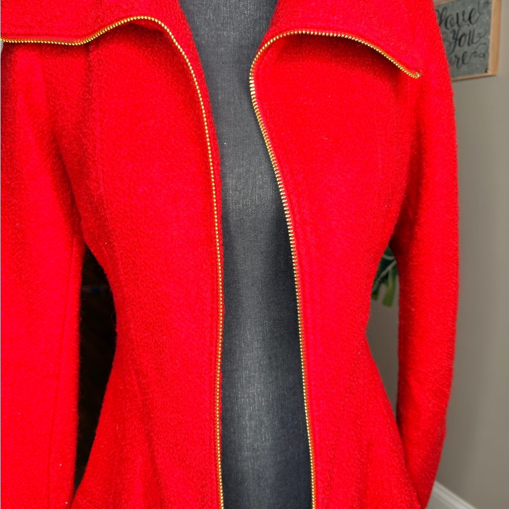 Guess Red and Black Patterned Jacket - image 3